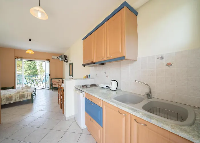 Milos Lourdata (Kefalonia)